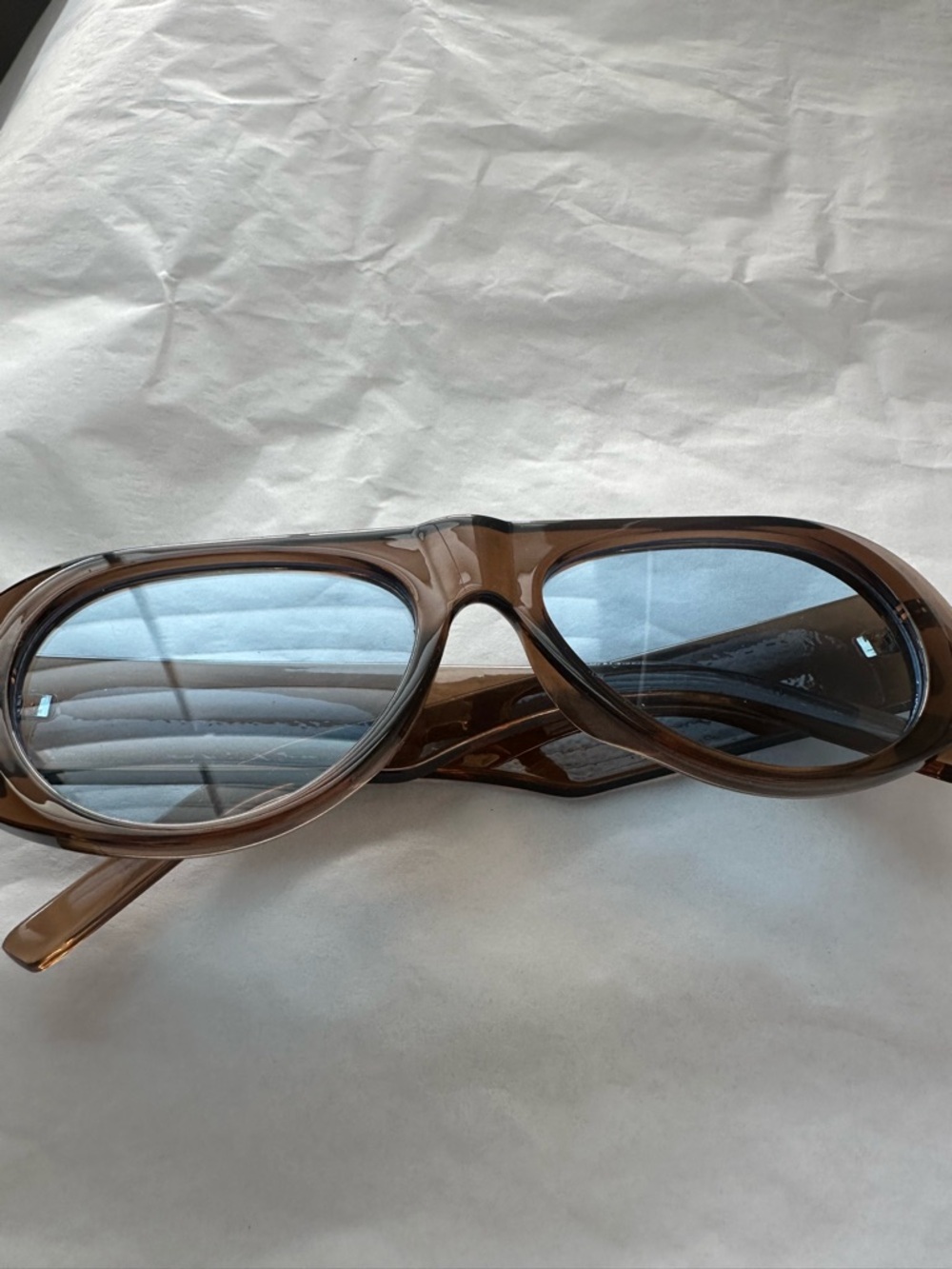Affordable Fashion Finds Brown Frame Sunglasses with Blue Lenses - Picture 8 of 9